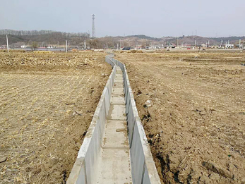 丹东农田矩形槽：新型农田水利设施